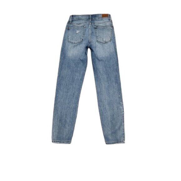 JUDY BLUE Mid-Rise Shredding Up My Life Relaxed Fit Jeans - Picture 4 of 7